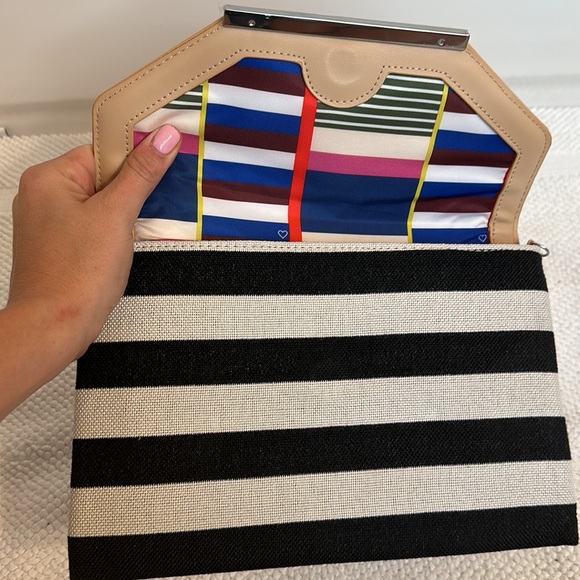 Stella and Dot neutral clutch - Picture 2 of 3